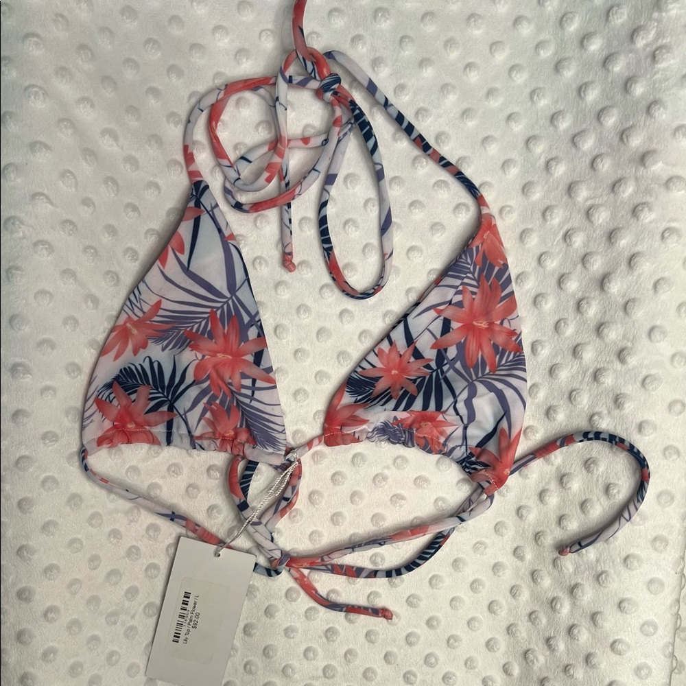 NWT Fleur Swim Lily top